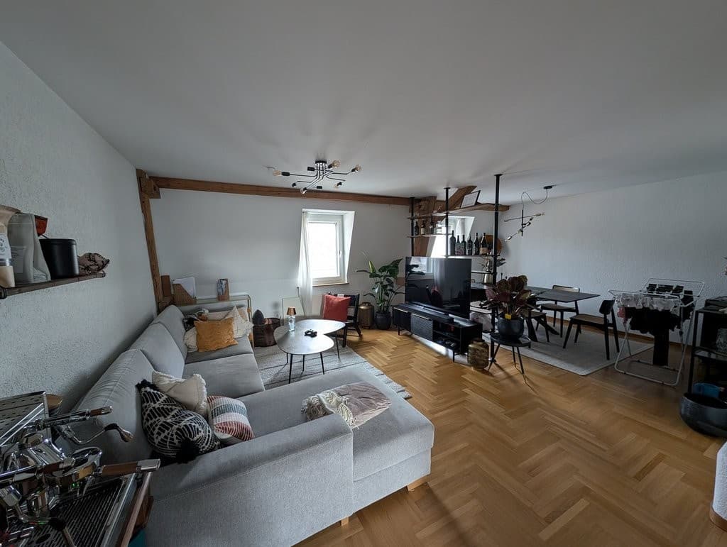 Charmante Stadtwohnung an begehrter Lage befristet bis am 30.09.2026