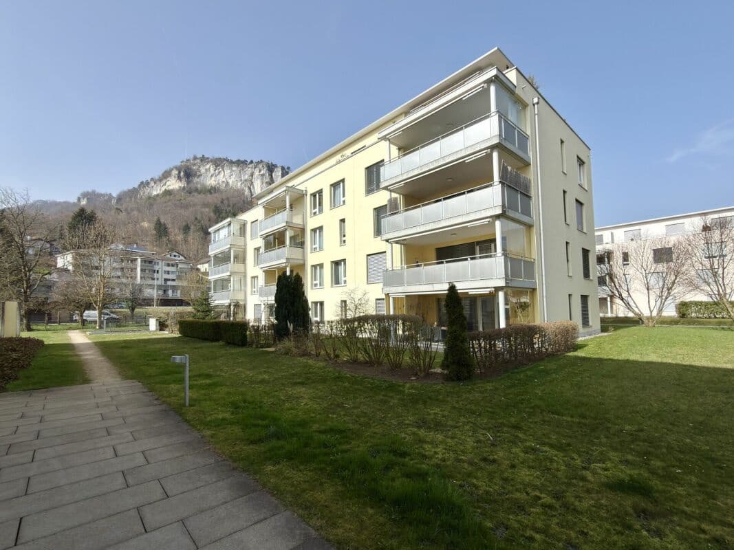 HELLE 4.5-ZIMMER-WOHNUNG MIT HOHER WOHNQUALITÄT