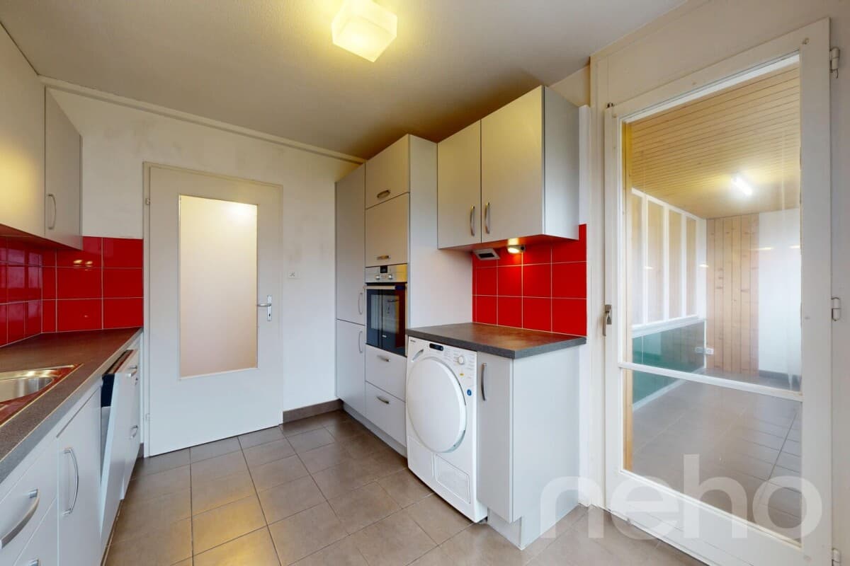 Superbe appartement lumineux avec vue dégagée et emplacement idéal