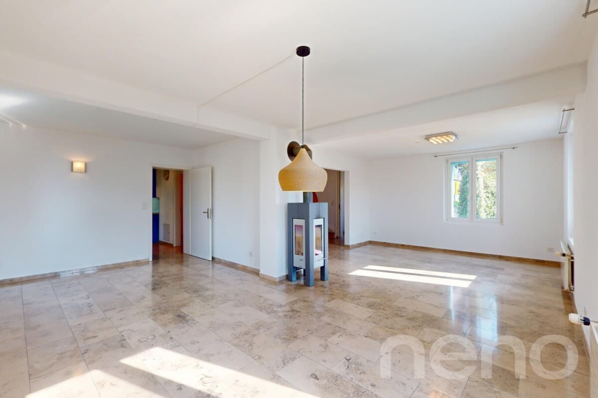 Einfamilienhaus in ruhiger Lage mit viel Platz und Potenzial