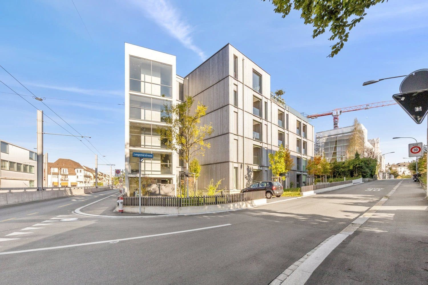 Moderne Attikawohnung mit Charakter im urbanen Kreis 6