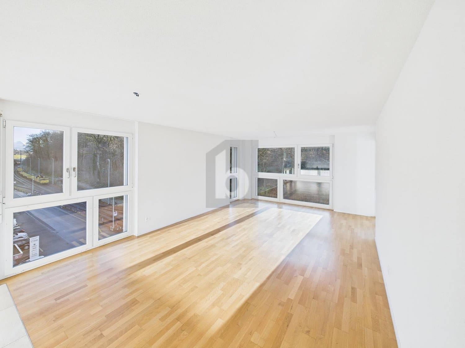 MODERN UND LICHTDURCHFLUTET