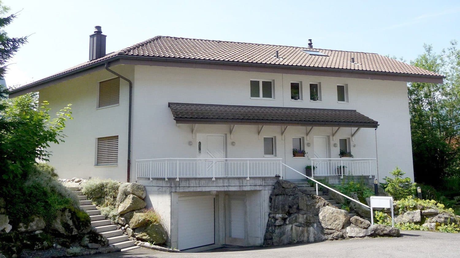 Geräumiges 5.5-Zimmer Reihenhaus mit Garten in Morschach