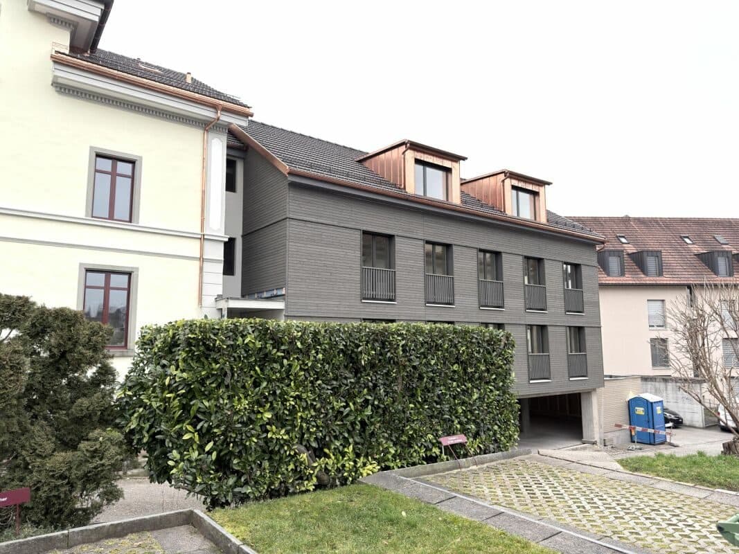 Neubauwohnung mit Wohlfühlcharakter im Herzen von Rüti