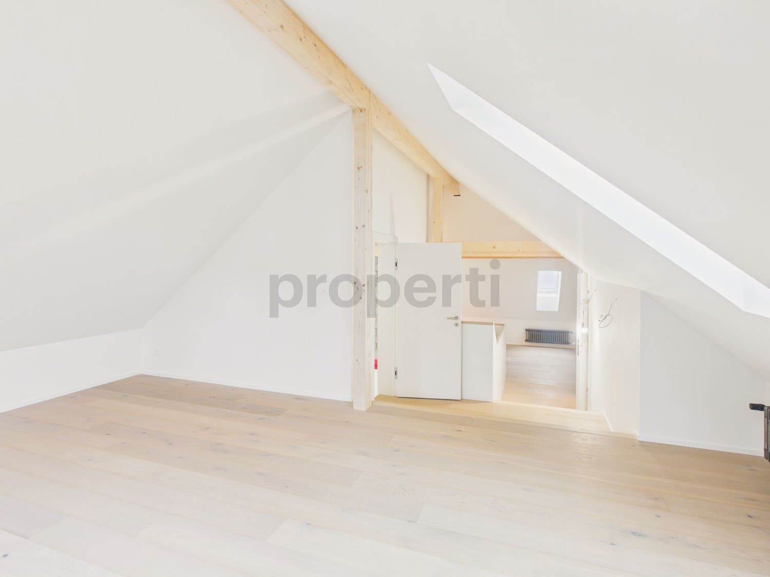 Charmante historische 4.5 -Zimmer Wohnung in Stäfa