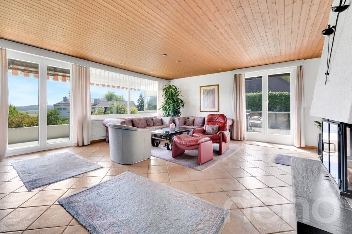 Ihr neues Zuhause mit viel Platz, Garten und Aussicht