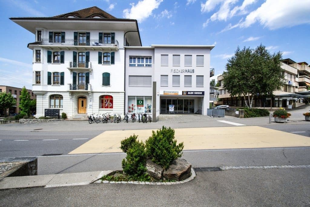 Wenige Schritte vom Bahnhof Münsingen entfernt