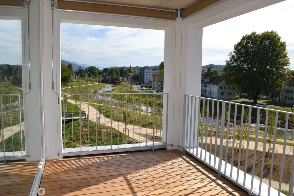 Helle 3.5-Zimmerwohnung mit Blick auf die Bieler Schüssinsel