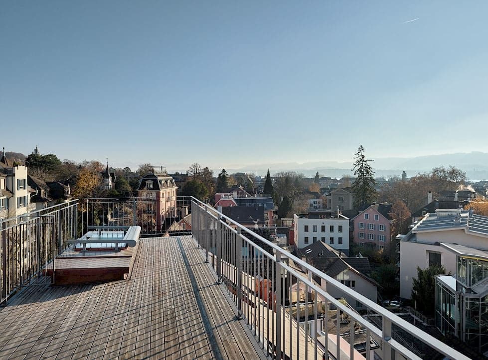 Moderne und helle Attikawohnung nahe Kreuzplatz