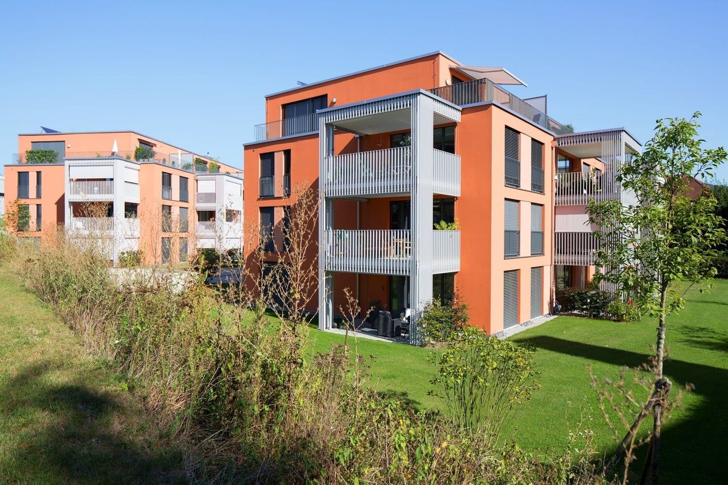 Moderne und grosse 2.5-ZW à 67 m² im 2. OG