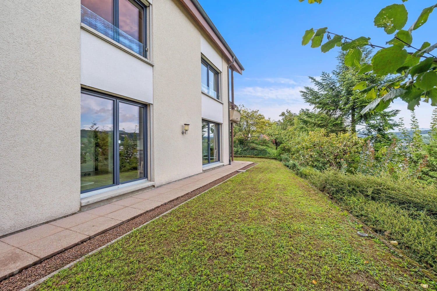 5-Zimmer-Einfamilienhaus mit Weitsicht und Garten in Füllinsdorf