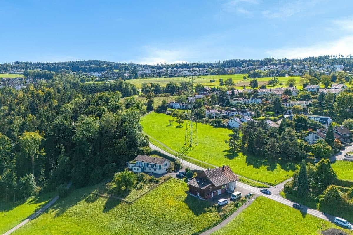 Freistehendes 4-Z' EFH mit grosser Werkstatt & Hobbyraum