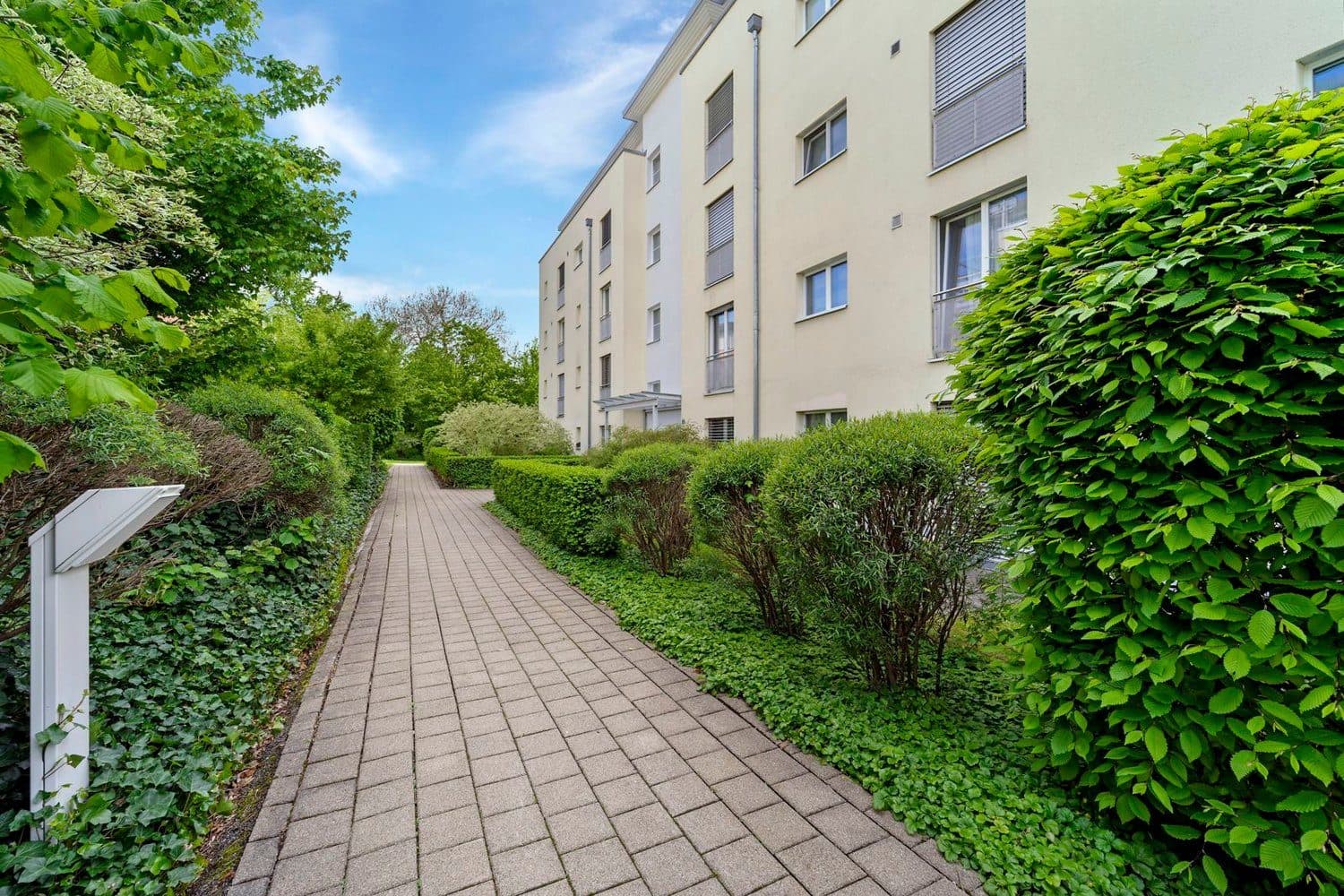 Familienfreundliches Wohnen mit viel Tageslicht!