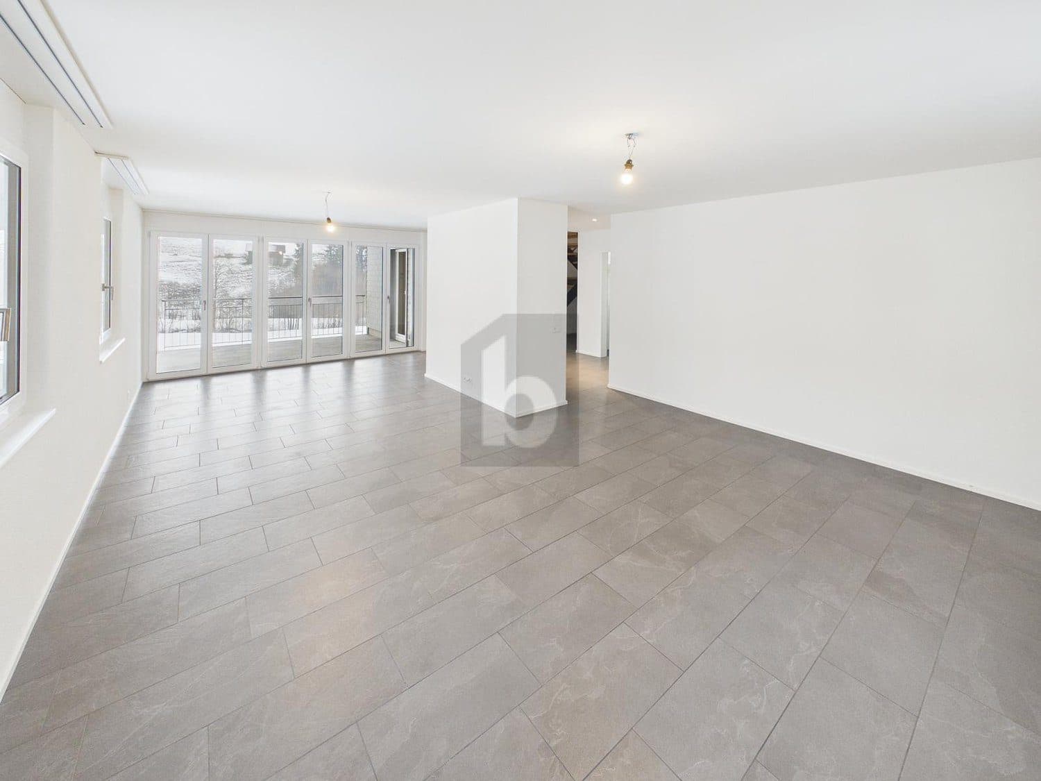 LICHTDURCHFLUTET, MODERN, HAUSTIERFREUNDLICH