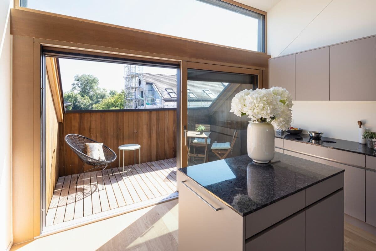 Grosszügige Dachwohnungen mit zwei Terrassen + schönem Ausblick