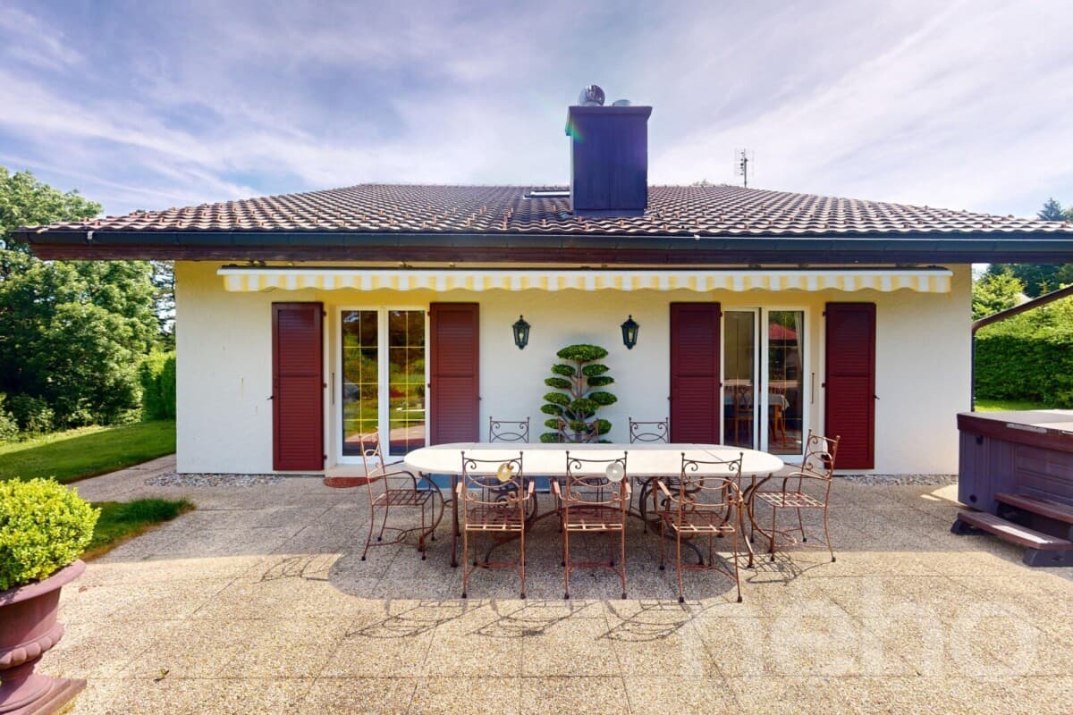 Maison d?exception, vaste jardin et parcelle constructible !