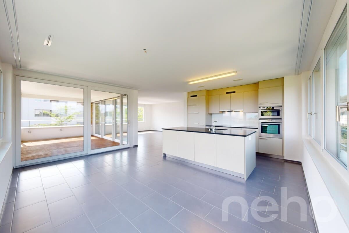 157 m2 moderner Wohnkomfort mit Weitsicht auf Säntis und Churfirsten