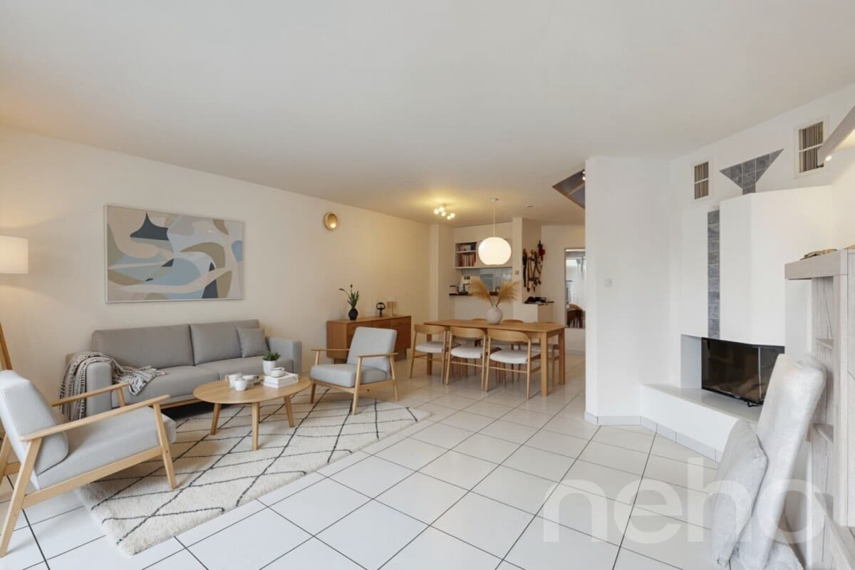 Gemütliches Wohnen auf zwei Etagen mit sonniger Terrasse