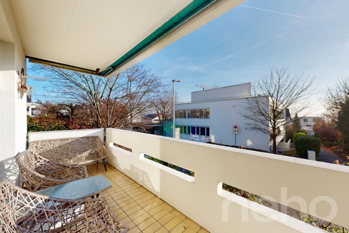 Wohnkomfort in Oberwil: Renovierte 3.5-Zimmer-Wohnung