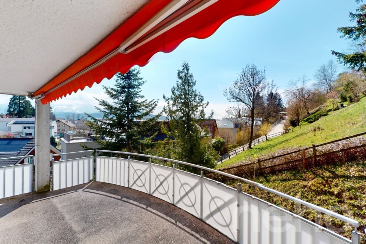 Charmante 5.5-Zimmer-Wohnung mit Wohlfühlfaktor und Steuervorteil