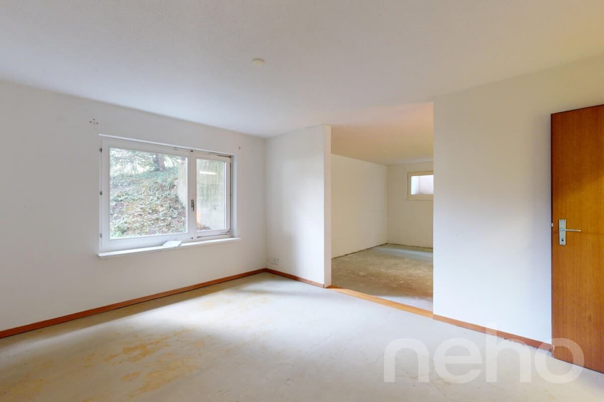 Freistehendes Einfamilienhaus mit viel Privatsphäre in Laufen BL