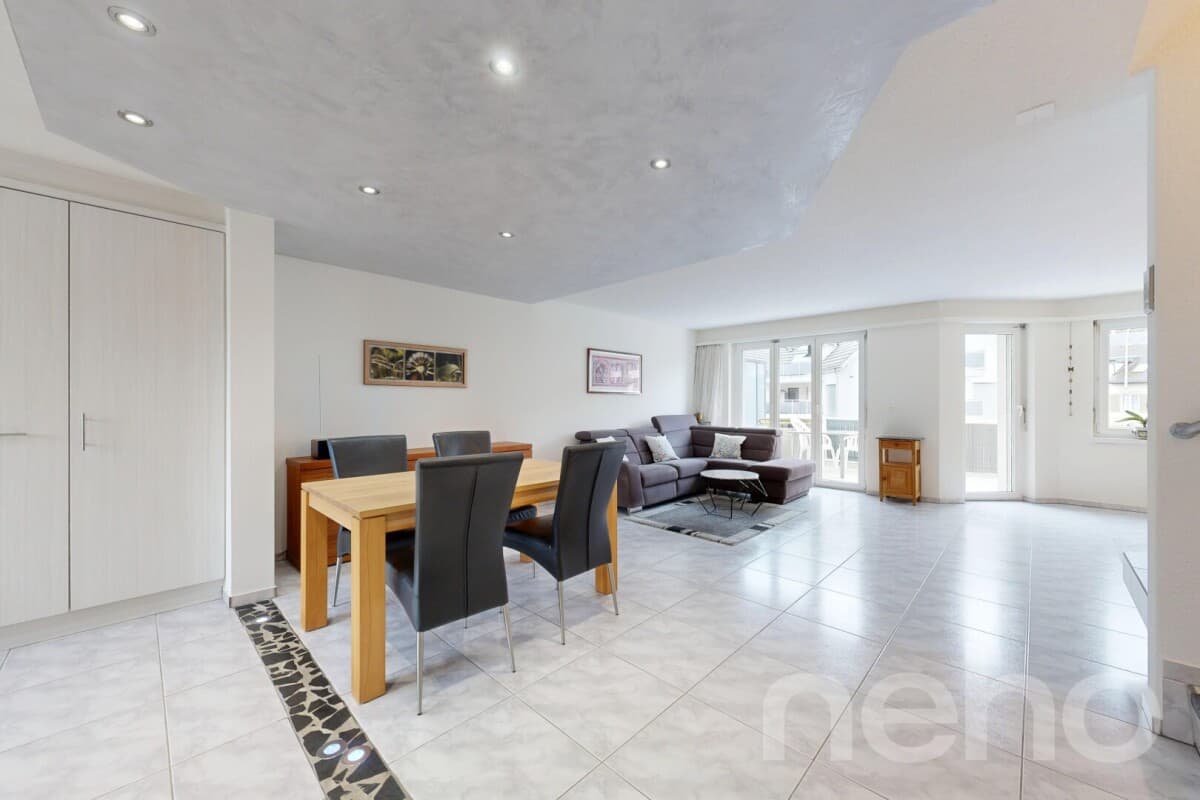 Grosszügige 5.5-Zimmer-Maisonettewohnung in Schübelbach