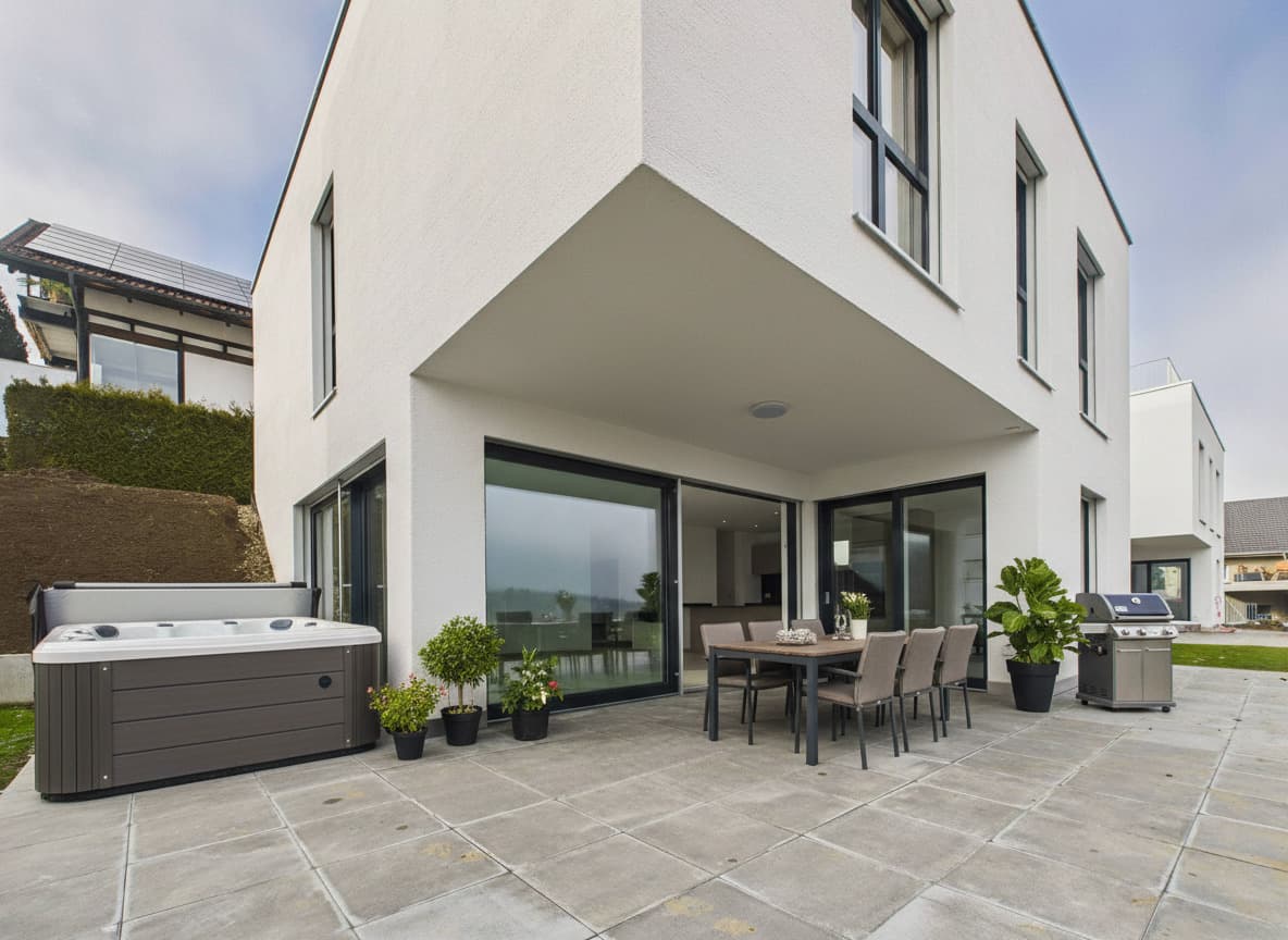 Erstbezug 5.5 Zimmer Haus mit Weitblick Hilfikon AG