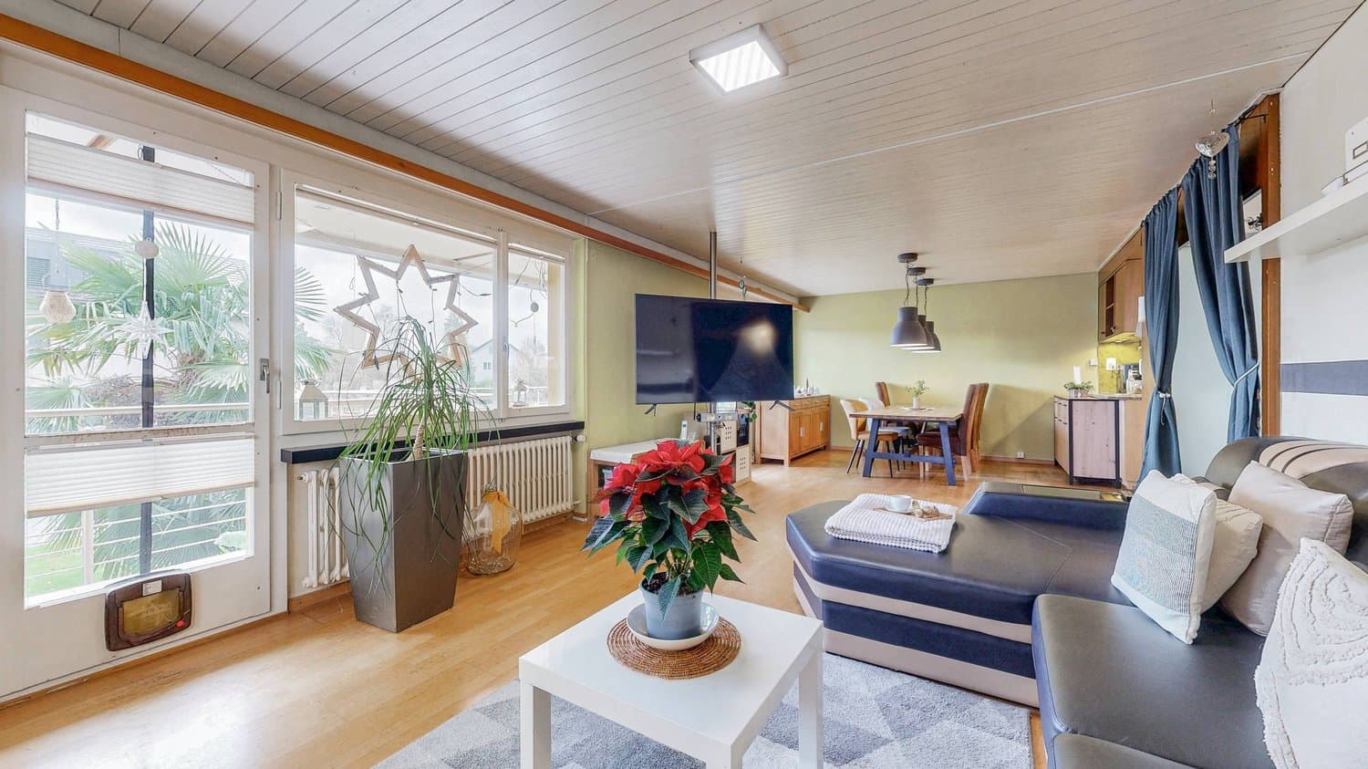 ZEITLOSER WOHNKLASSIKER MIT UMSCHWUNG