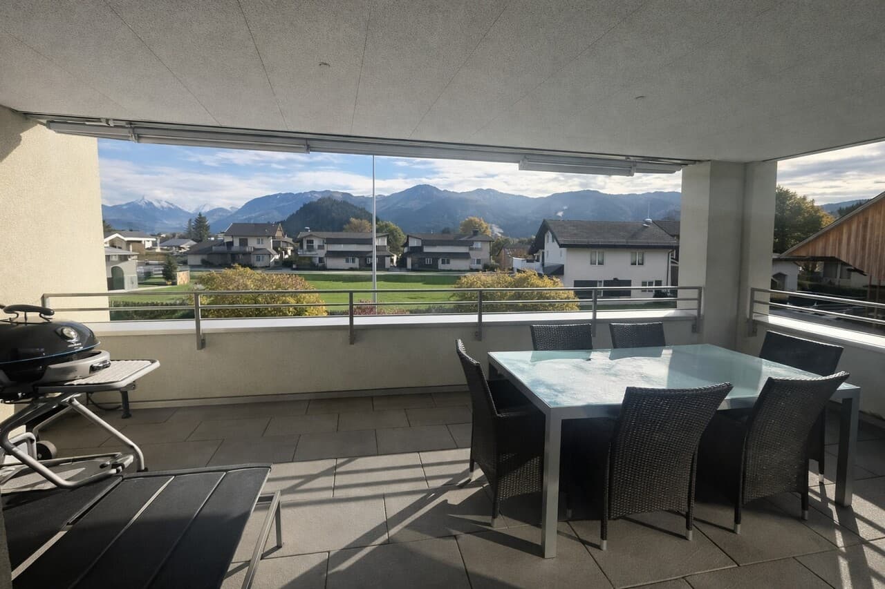 Exklusive 5½-Zimmer-Wohnung im schönen Tuggen SZ