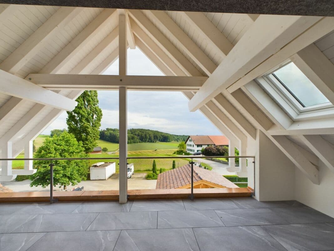 Moderne 4.5-Zimmerwohnung Dachgeschoss mit Weitblick