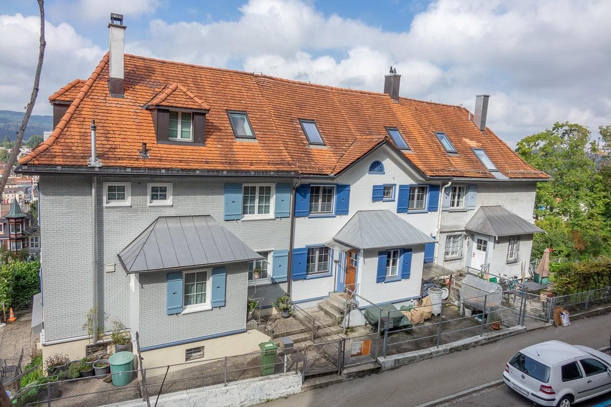 Arbeiten oder Wohnen: 5.5-Zi. Reihenhaus - zentrumsnah