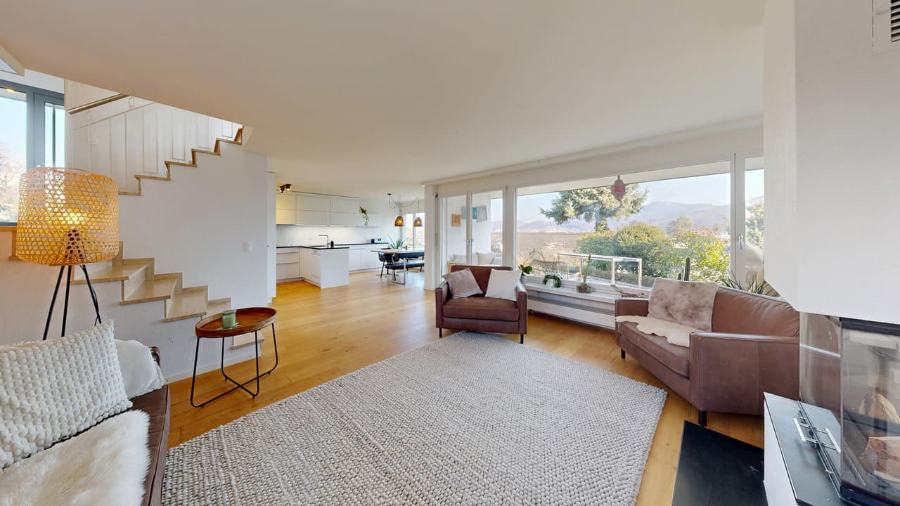 Renoviertes 5.5-Zimmer-Einfamilienhaus mit herrlicher Weitsicht