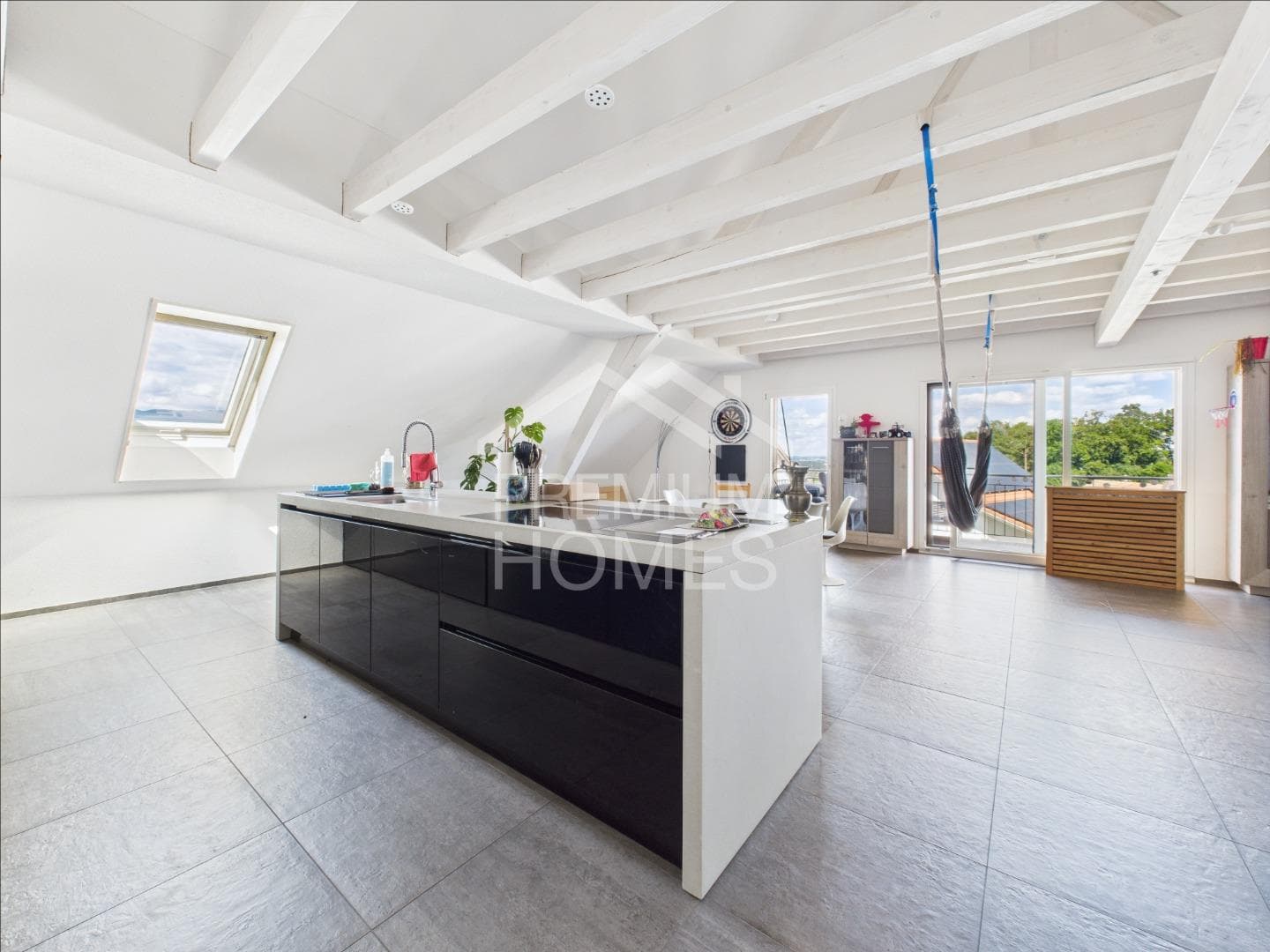 Helle Dachwohnung zum Verlieben