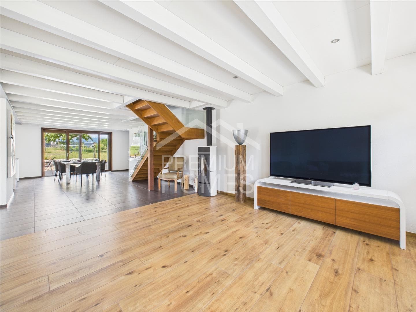 Elegantes Wohnen über zwei Stockwerke