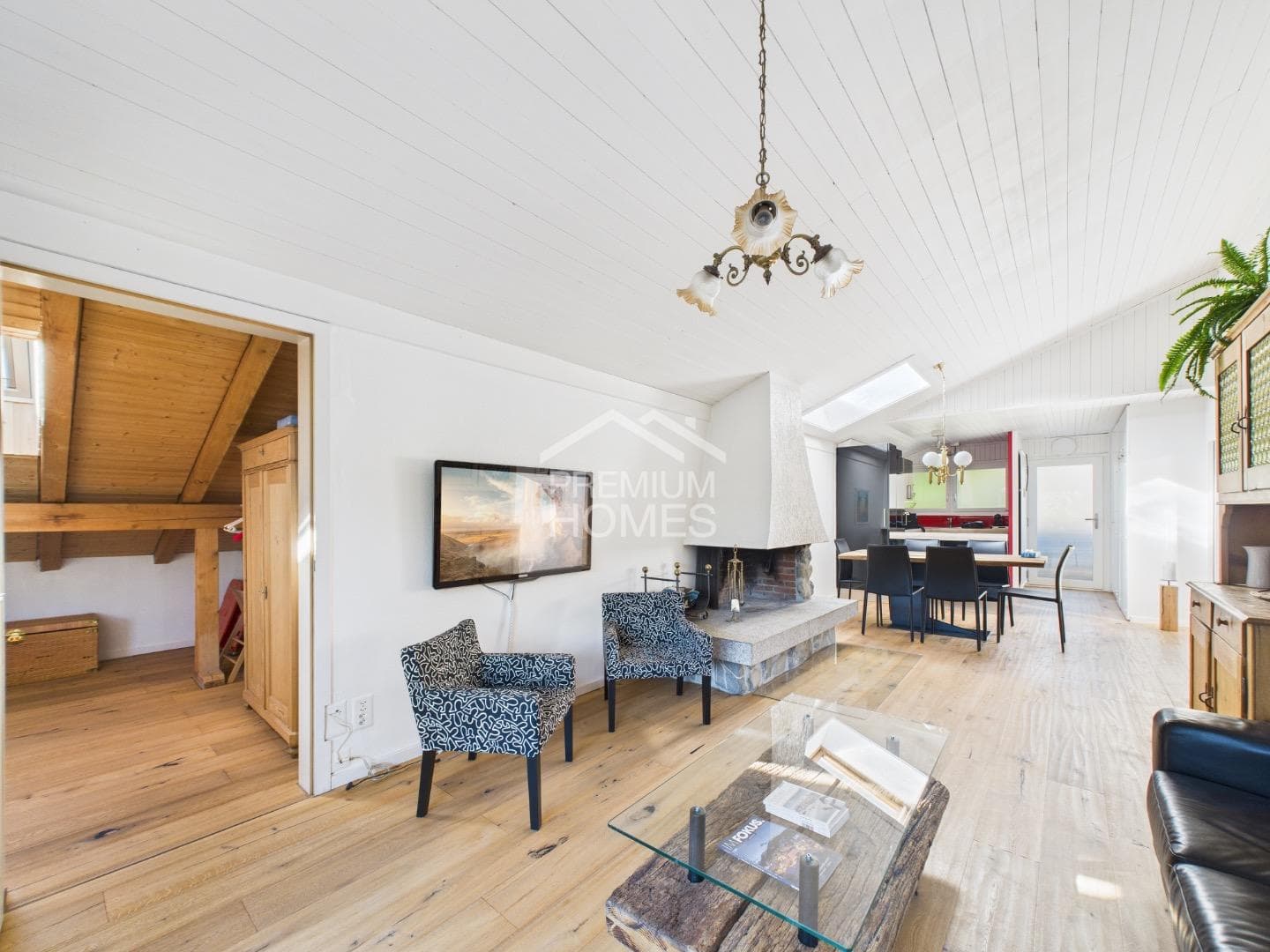 Ferienwohnung zwischen Saanen und Gstaad!