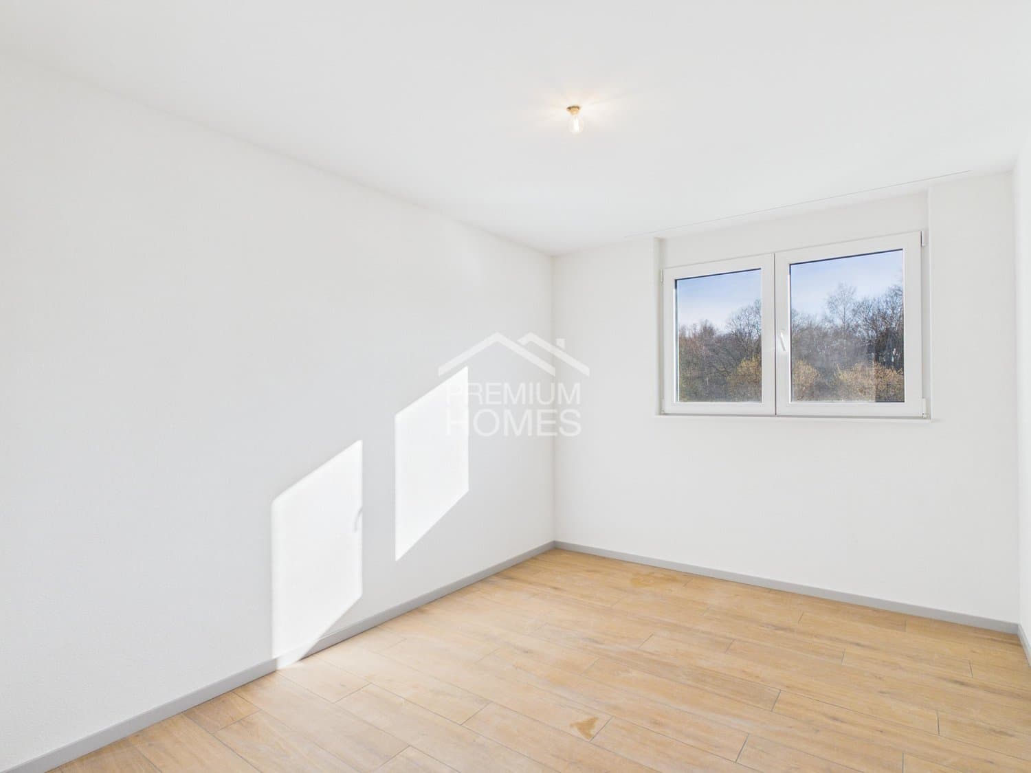 Élégance contemporaine et terrasse panoramique à Delémont