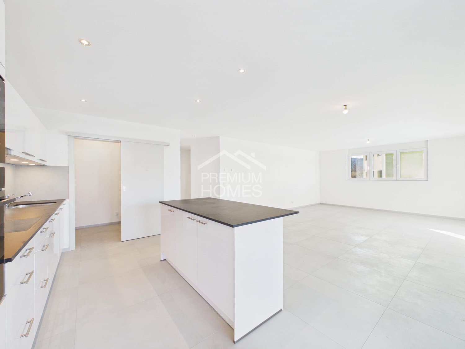 Élégance contemporaine et terrasse panoramique à Delémont