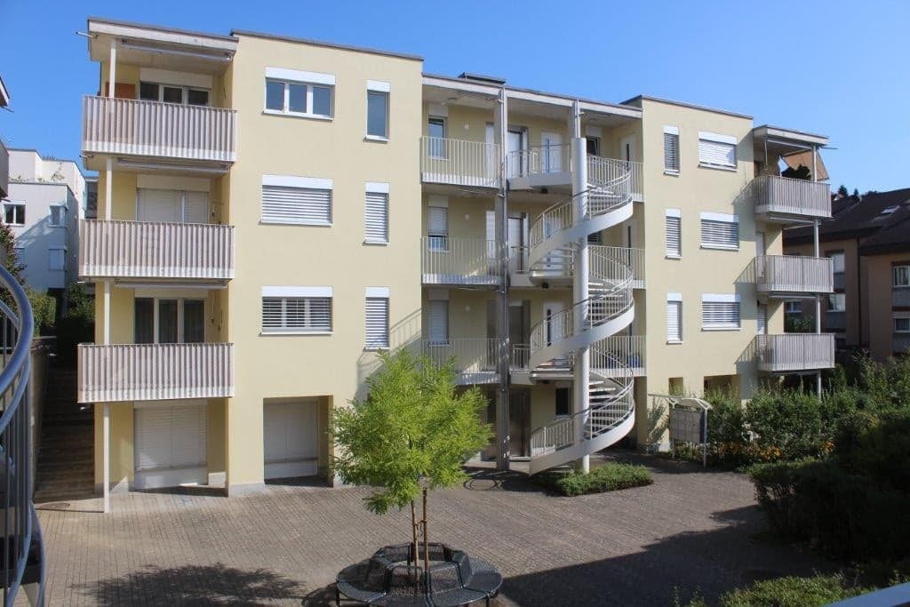 Grün, freundlich, modern