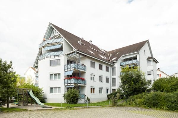 Moderne Dachwohnung im Herzen Weinfeldens!