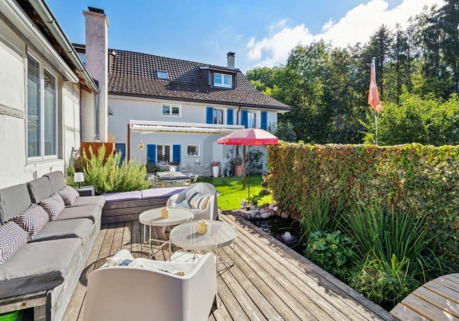 KERNSANIERTES RENDITE-JUWEL MIT WOHLFÜHLAMBIENTE