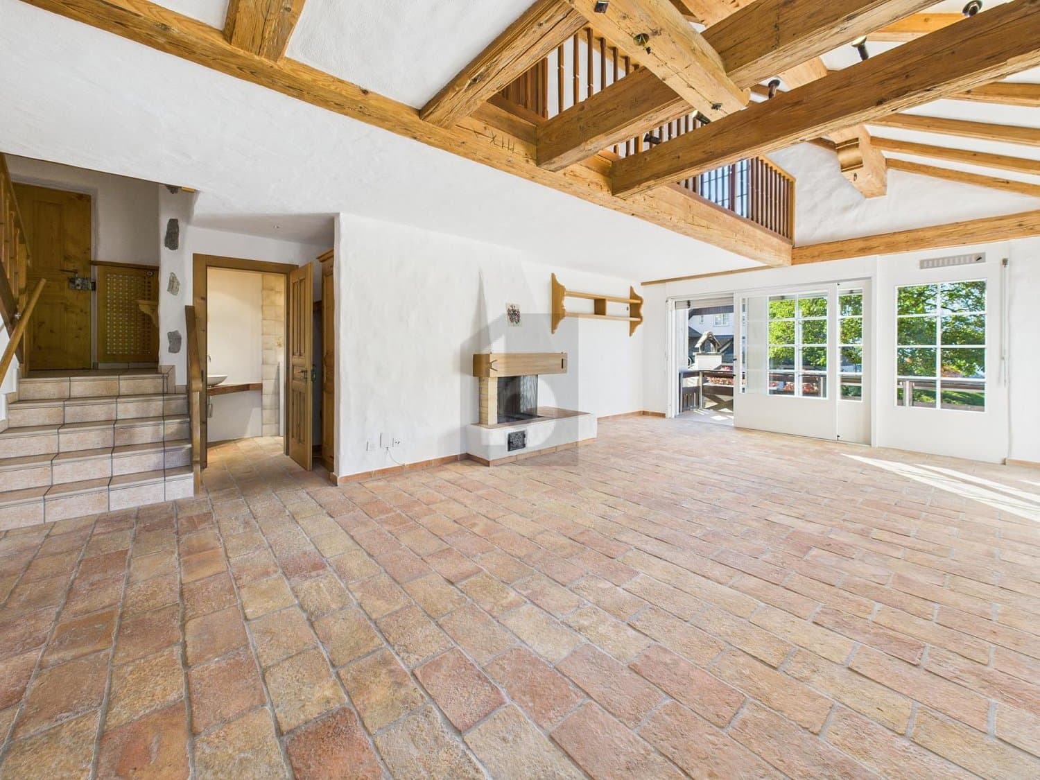 PREISHIT! SONNIGE UND RUHIGE RARITÄT MIT GALERIE