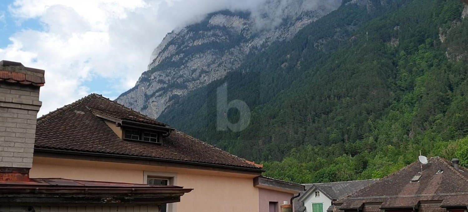RENOVIERT MIT KLEINEM BALKON