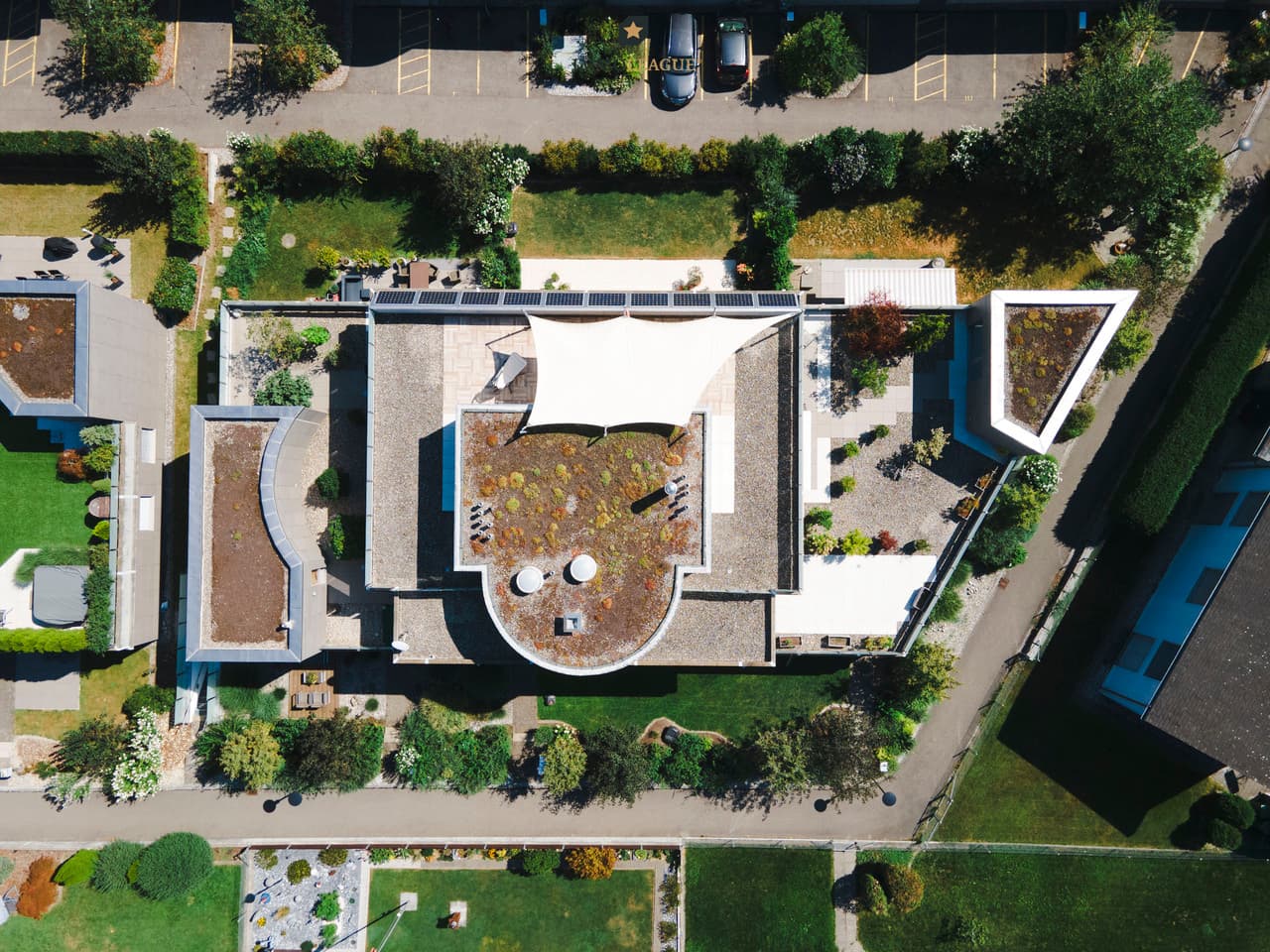 Exquisites Attika-Wohngefühl mit Flair.