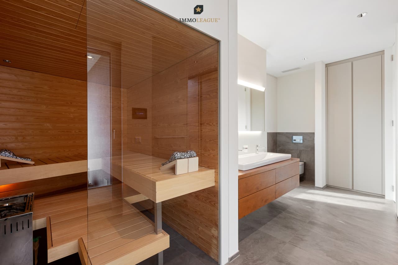 Fantastische luxuriöse Attikawohnung - wo Komfort auf Stil trifft.