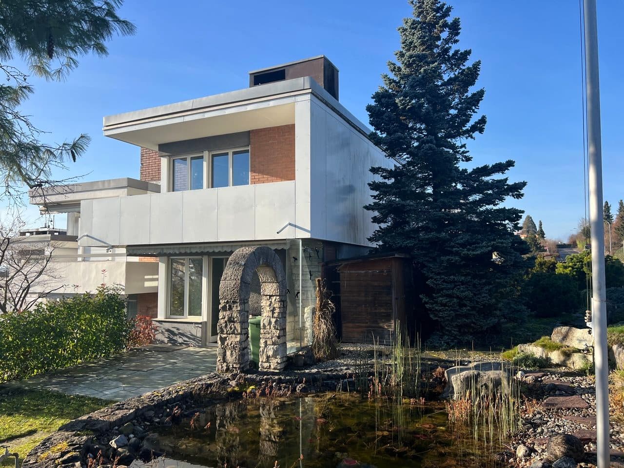 Tolles Eck-Reiheneinfamilienhaus in beliebtem Quartier