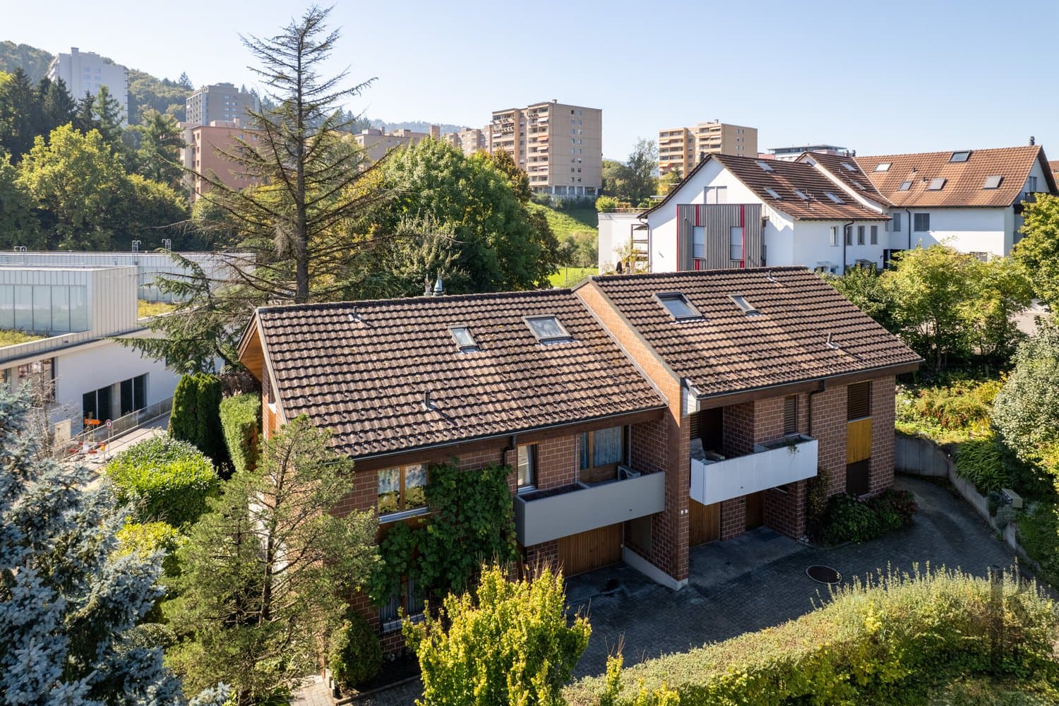 Grosszügige Doppelhaushälfte stilvolles Wohnen nahe Luzern